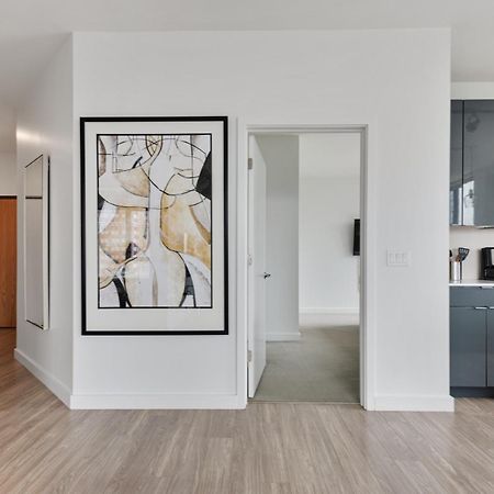Aurelien Spacious Apartments In The Heart Of Gold Coast Chicago Bagian luar foto